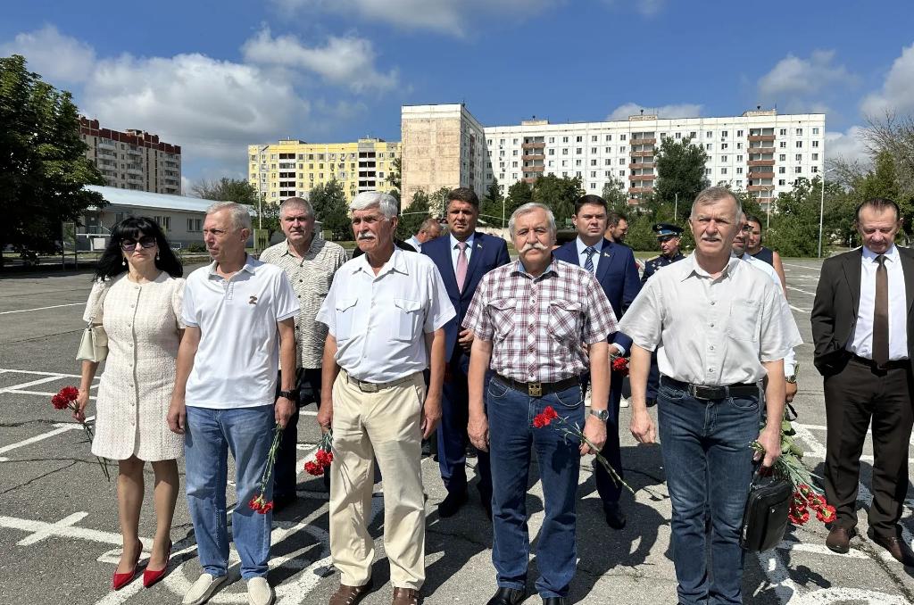 Александр Косачев и Владимир Влазнев поздравили с юбилеем бойцов 22-й отдельной гвардейской бригады специального назначения