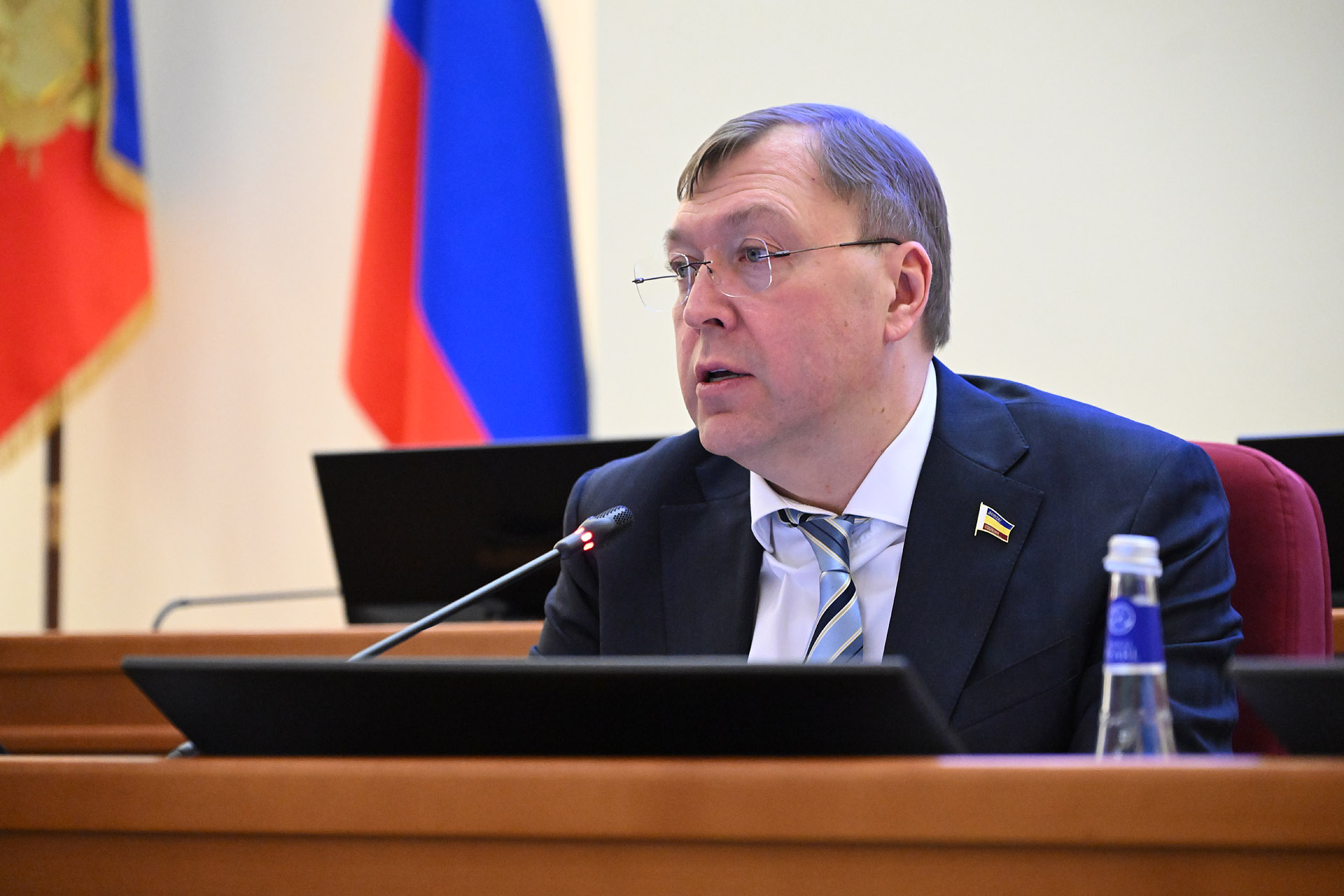 28-е заседание ЗС РО: Опекуны и попечители детей участников СВО смогут получать льготу на оплату ЖКУ
