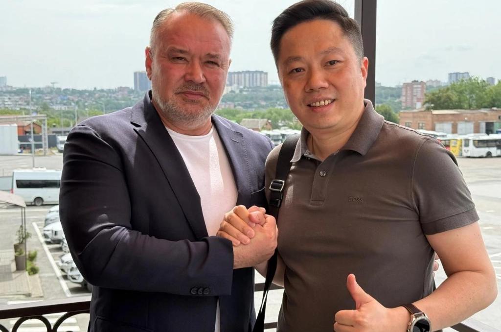 Магомед Дарсигов провел рабочую встречу с представителями завода YUTONG BUS CO.LTD