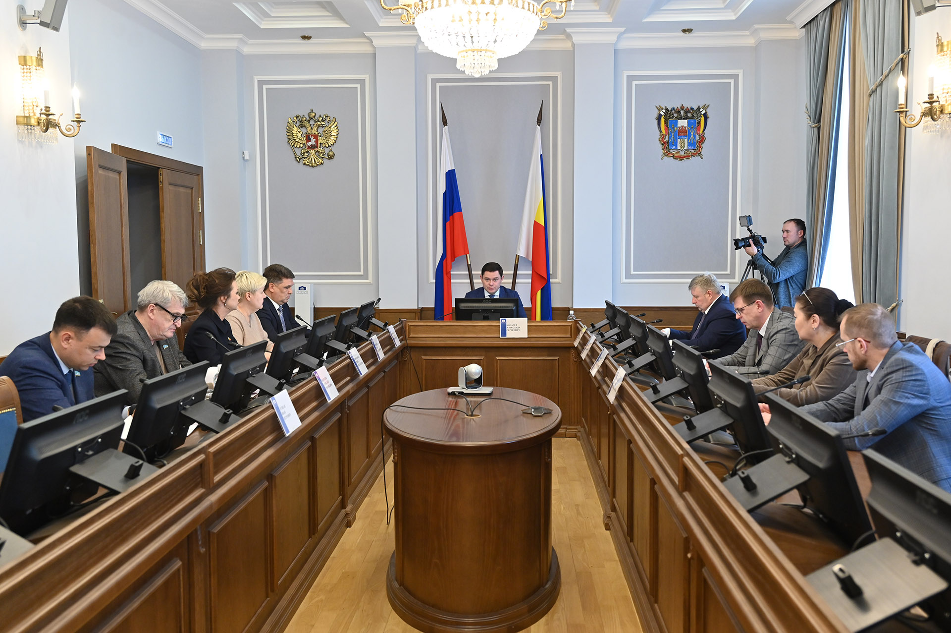 Депутаты Законодательного Собрания предлагают освободить от госпошлин по судебным решениям семьи участников СВО