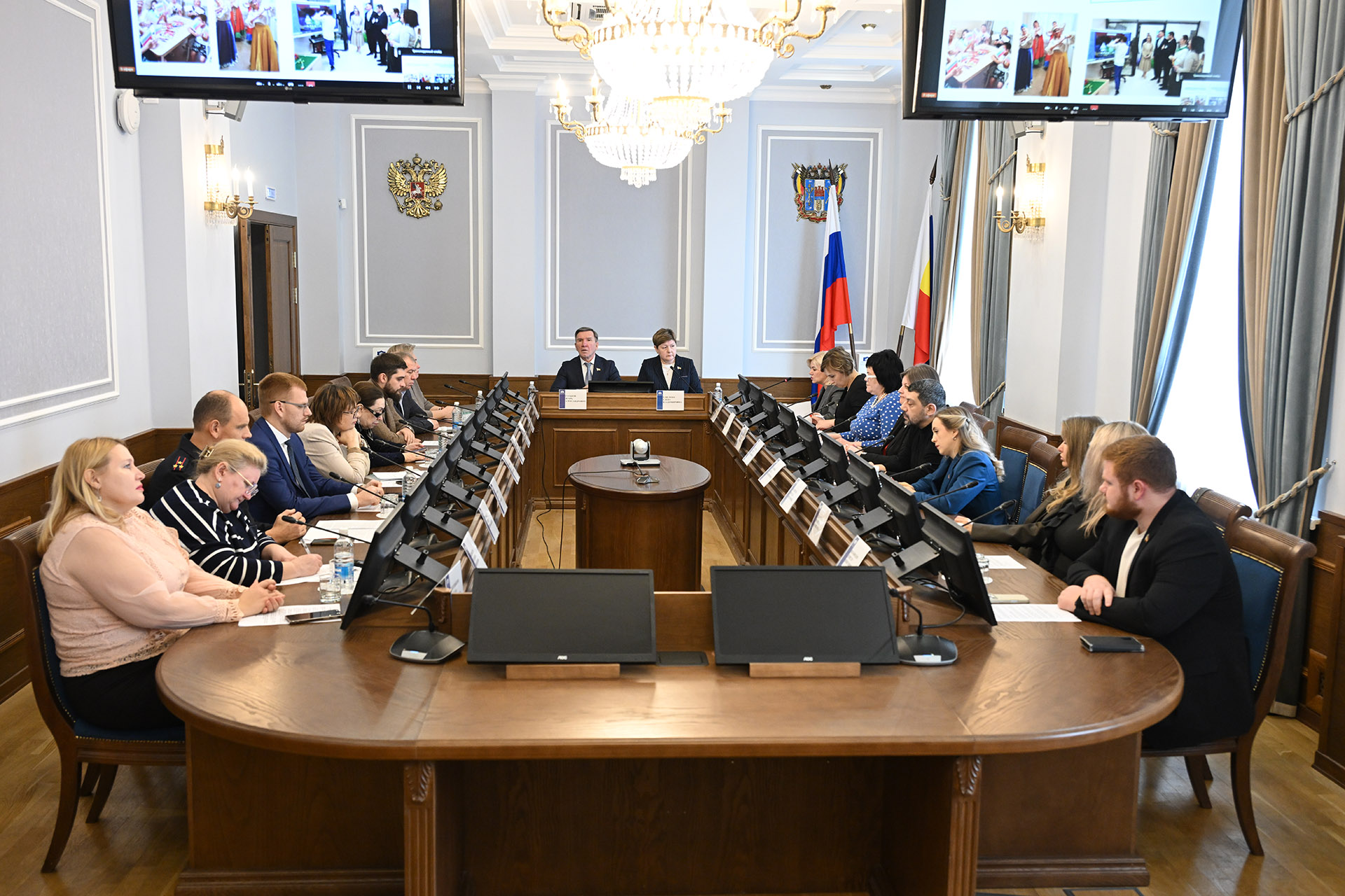 Круглый стол на тему «Инновационные подходы к профилактике социального сиротства»